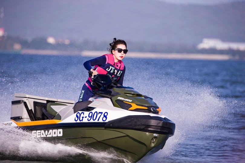 Em Ông xã Nắc vợ của anh trai thiếu thốn vì anh trai mãi mê công việc