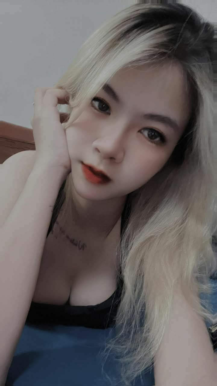 Về quê chơi được nện cô chị họ xinh đẹp